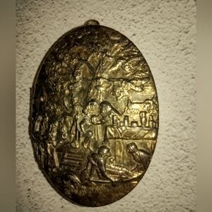 Large Heirloom Pendant, antique goldtone